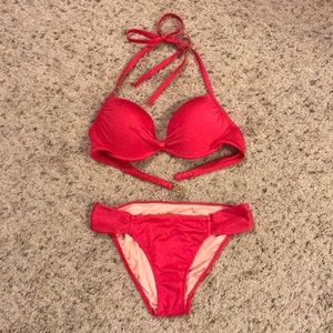 Victoria’s Secret bikini